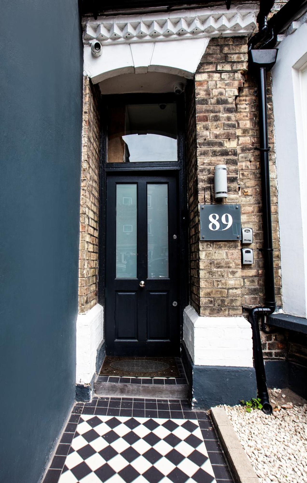 The Finsbury Guesthouse London Exterior photo